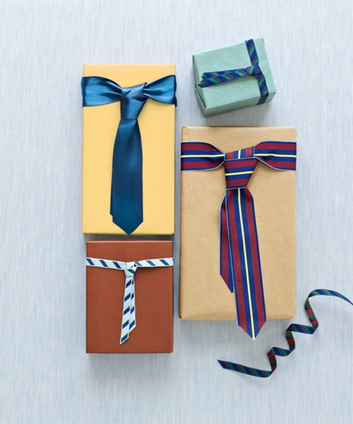 Papuoškite dovanų pakuotes su kaklaraisčiais, dovanų idėjomis vyrams Kalėdoms