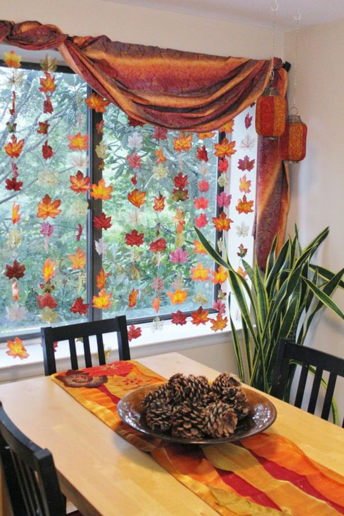 drotár jeseň, jeseň dekorácie, opona, okná, kuchyňa, stôl, stoličky, borovica kužeľ, stolové dekorácie, rastlín, girlange, okná dekorácie