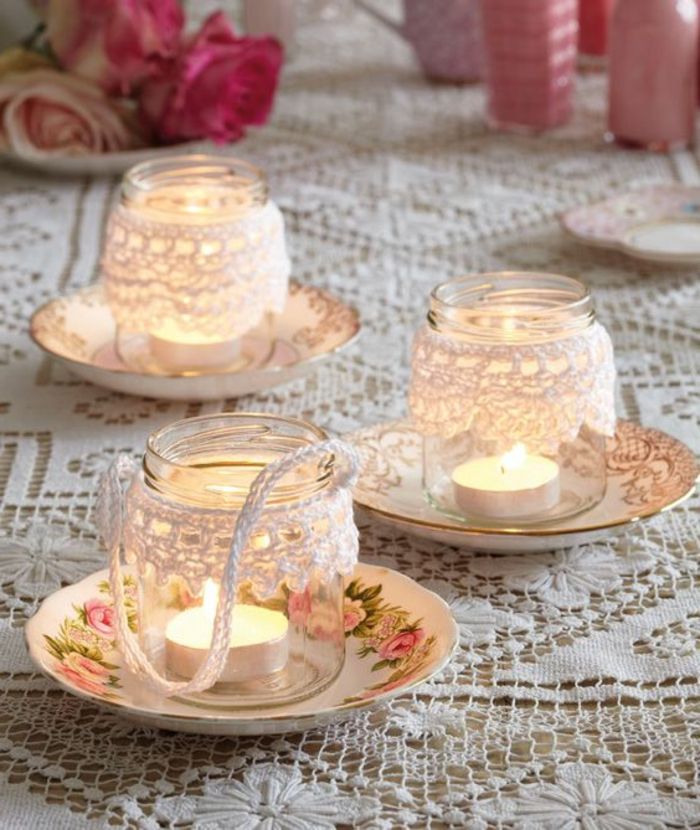 tealights diy feita de frascos de pedreiro e rendas brancas, decoração de mesa diy
