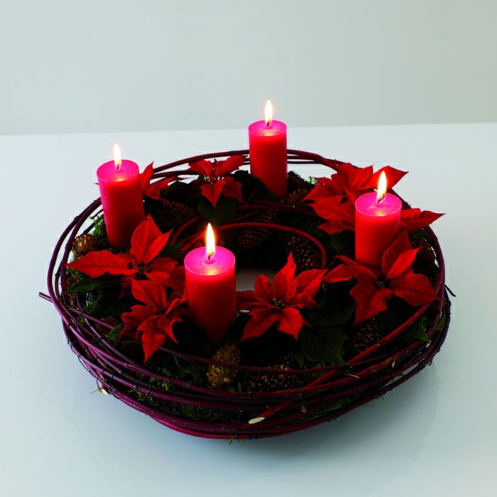 bastel patarimai Kalėdų-mažas-Adventskranz-raudona-žvakės