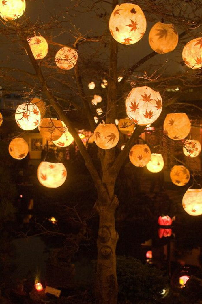 osvetljeni globusi vrtne svetilke Listi dekoracijo drevo