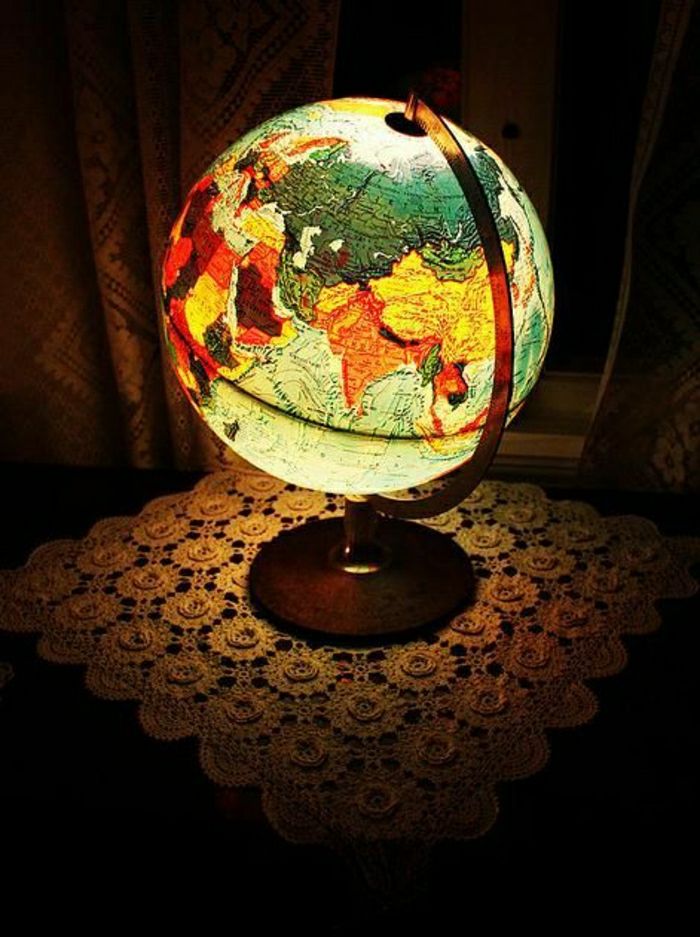 osvetljeni globus postelji svetilka-cool