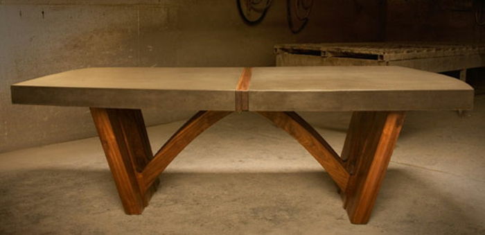 betong-table-super-intressant-design-med-mycket-iögonfallande-ben-och vacker yta