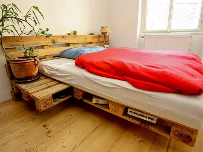 bed-of-pallets-eenvoudig ontwerp potplant