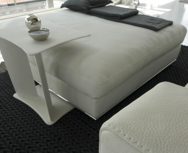 pomična miza-za-posteljo-belo