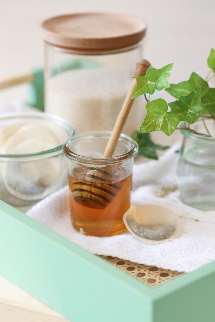 maak zelf natuurlijke cosmetica, douchegel met groene thee en honing