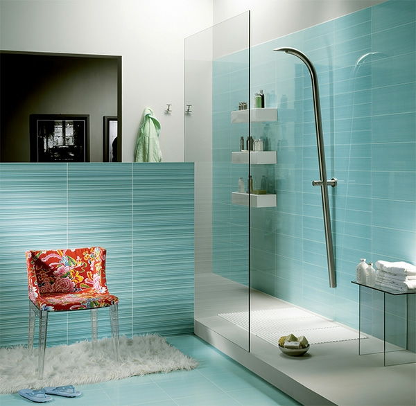 placi albastre pentru design baie - nou model de duș - idei noi de tigla baie