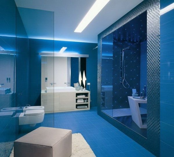 blue kúpeľňové stropné svietidlá, moderný dizajn v kúpeľni