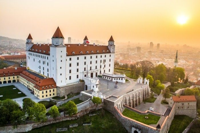 Bratislava-Slovacia-city trip-Europa-populare-destinatii-Europa