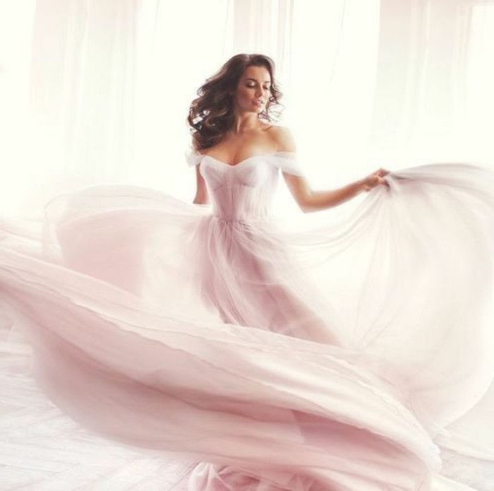 Suknelės-in-rožinė-paprastas ir elegantiškas
