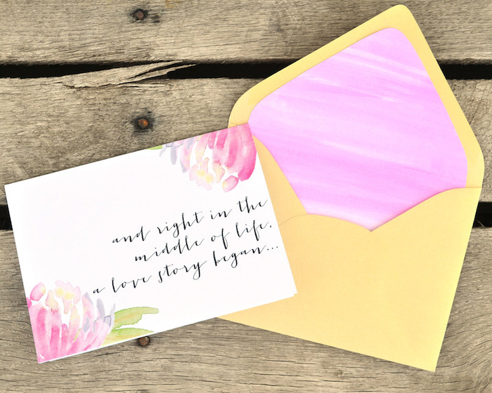 Konvoluttfolie - et søtt kort med innskrift i en matchende konvolutt