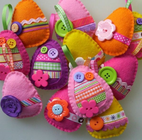 colorat-ouă-in-tesatura-fericit-Easter-Easter-Tinker-Tinker-Paști