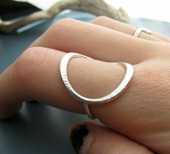 anelli-con-semplice argento disegno freddo