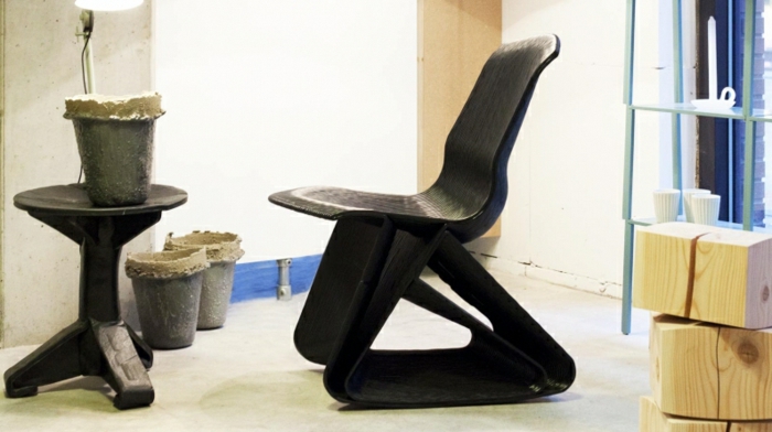 cool-dalykai-to-pats-kad perdirbimo kėdės-in-juoda