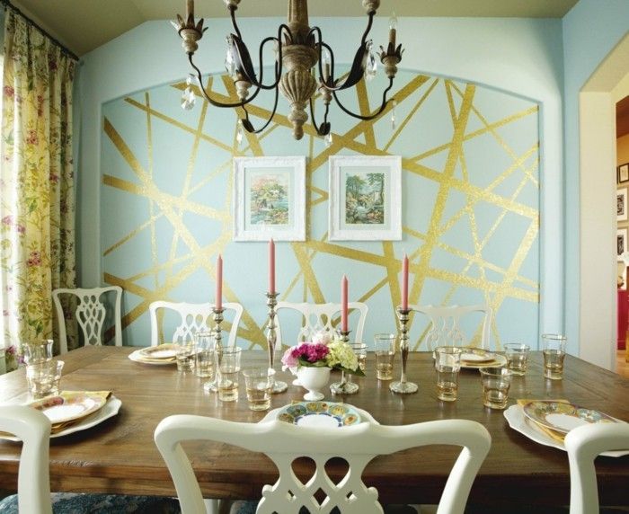 rece perete design cu-colorate-colțuri-și-margine-aur-perete-negru-sufragerie-deco