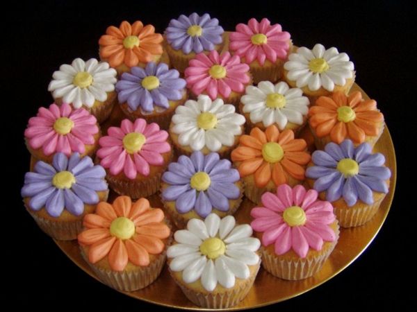 kreative-cupcakes-dekorasjon-blomster-cupcake tilbehør