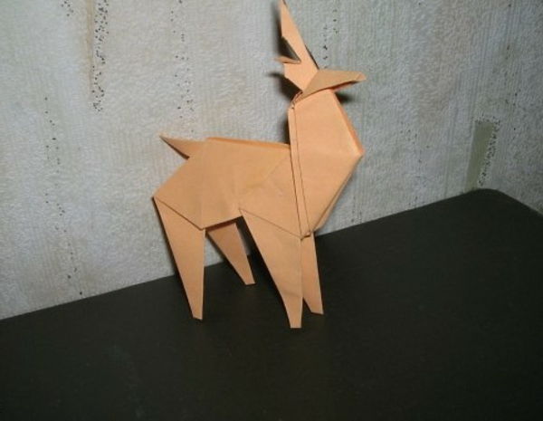 damhirsch-origami-till-jul