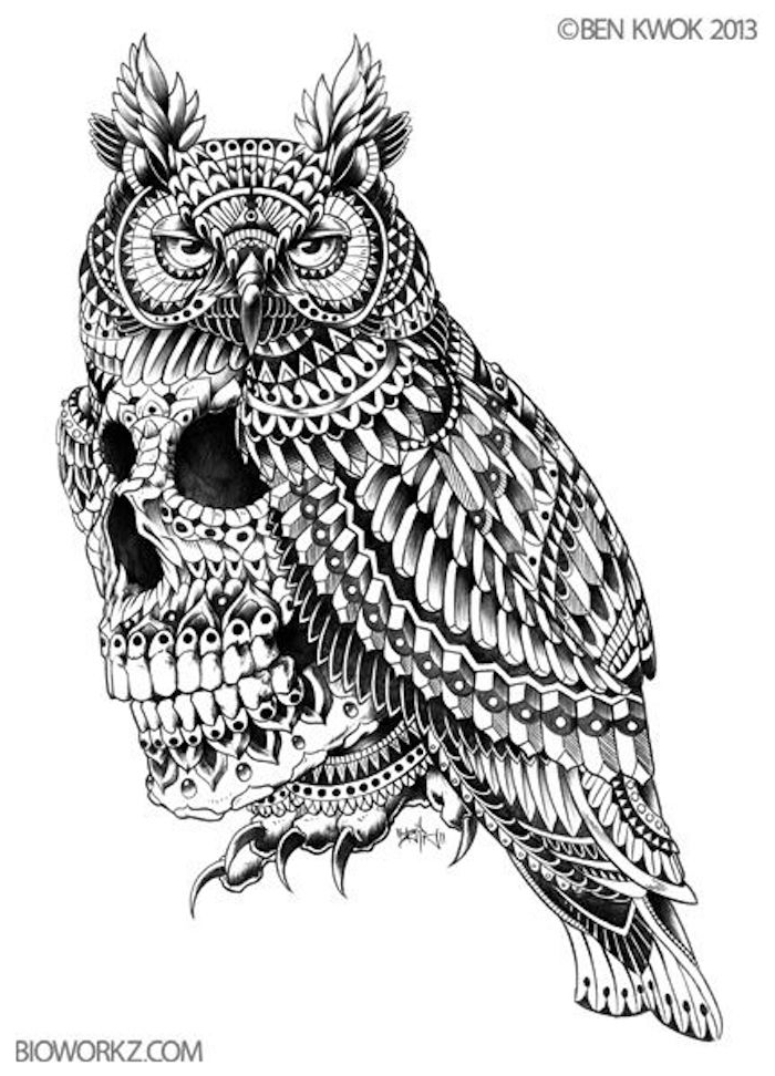 Ta en titt på denne ideen for en owl tatovering - her er en stor uhu og en skallle