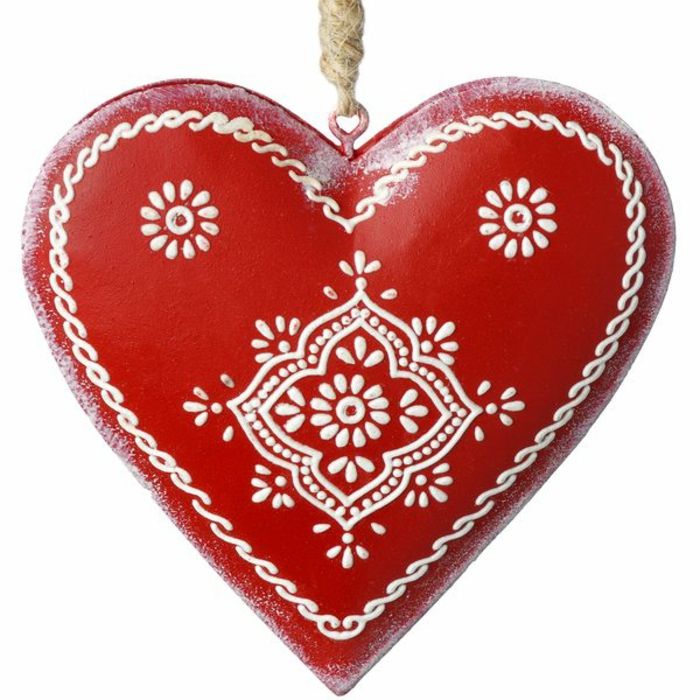 dekoracija srce majhno srce - belo ozadje