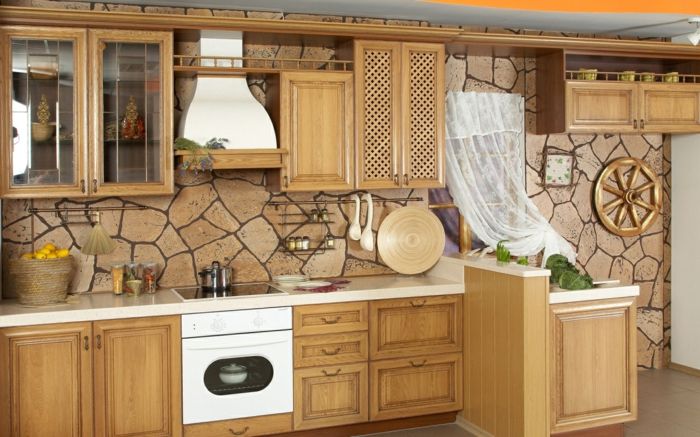 Deco-nápady-pre-kuchyne-drevený nábytok kusy