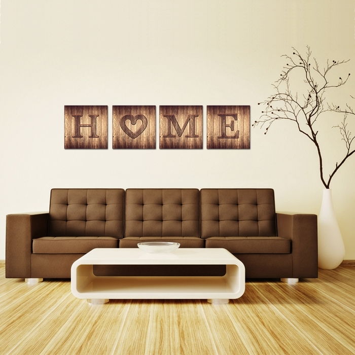 medžio deko idėjos sienų dizainas mediniai paveikslėliai sofa staliukas subtilus kambario dizainas paprastos spalvos