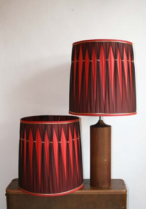 Moderné červené žiarovky pre dekoráciu bytov