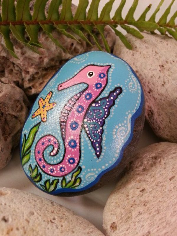 deco-med-en-sea horse Idea for dekorasjon malt stein-
