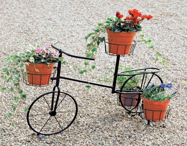 Dekorere ideer-for-the-hage-dekorative-sykkel enn Dekoelement
