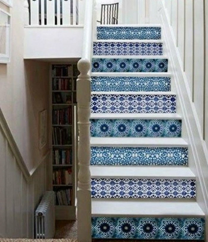 Dekoraterstvo idej, hodnik ilustracija-on-the-stopnicah