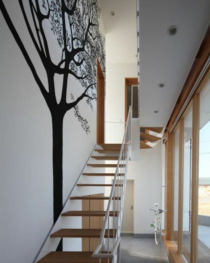 Dekoracija hodnik-a-temno drevo
