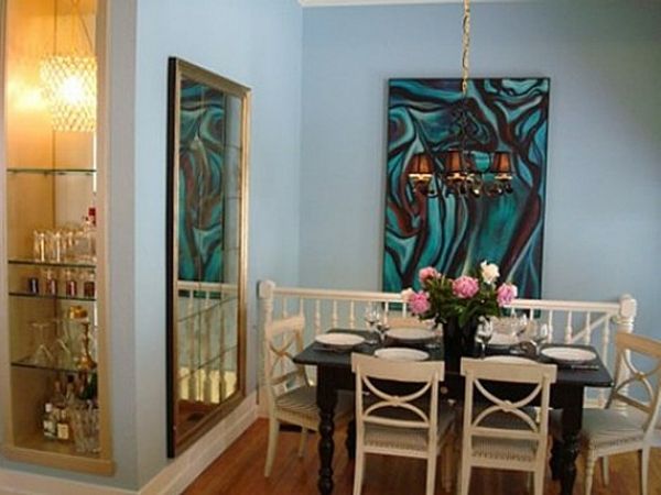 decorare-in-turcoaz-color-super-frumos-sufragerie-lemn-mese de masă