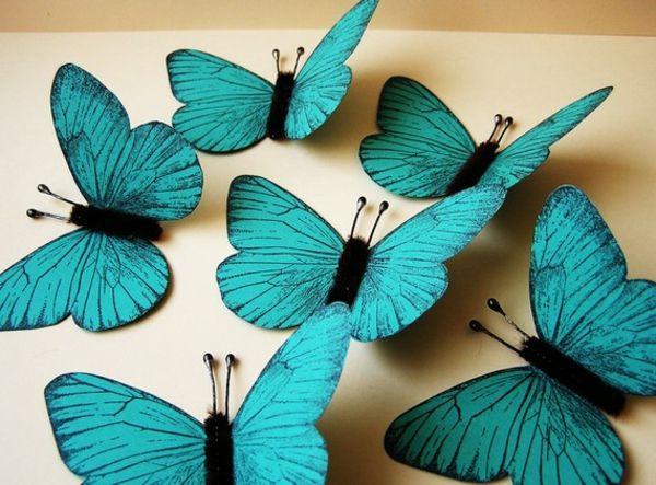 apdailos-in-turkio spalvos-gražūs-dekoratyviniai-drugeliai