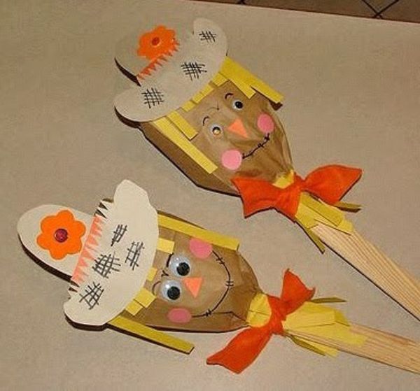 idee artigianali per la scuola materna - bambole fatte di legno e carta