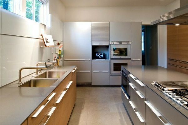 nerūdijančio plieno-virtuvės-kriaukle-built-in - modernus baldai