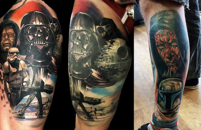 picioare cu tatuaje cu războaie stea cu darth vader, clone albe, nave spațiale metalice și un monstru roșu cu ochi galbeni