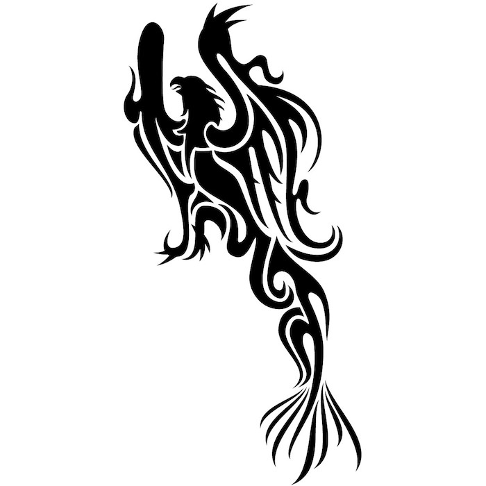 Tatuiruotė su dideliu juodu feniiksu su dviem juodais sparnais su juodomis plunksnomis