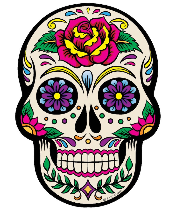 un craniu cu un trandafir violet mare cu frunze verzi - tatuaj mexican craniu cu flori violet - craniu cu trandafiri tatuaj