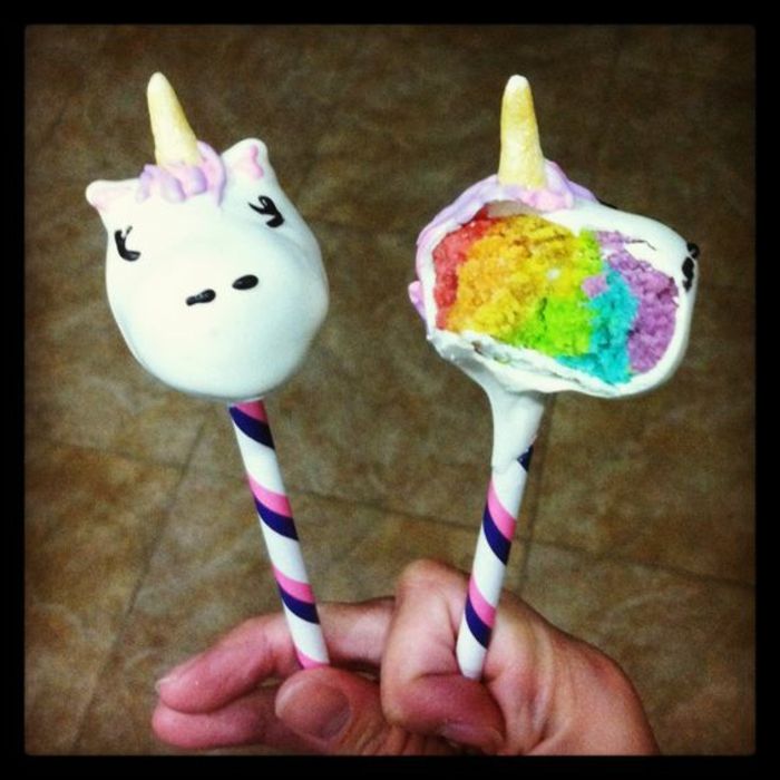 vaivorykštės spalvos unicorn lollipop