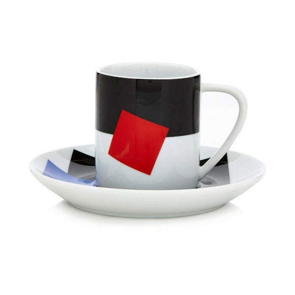 a-cool-espresso-cup-black-red-and-white-moderni išvaizda