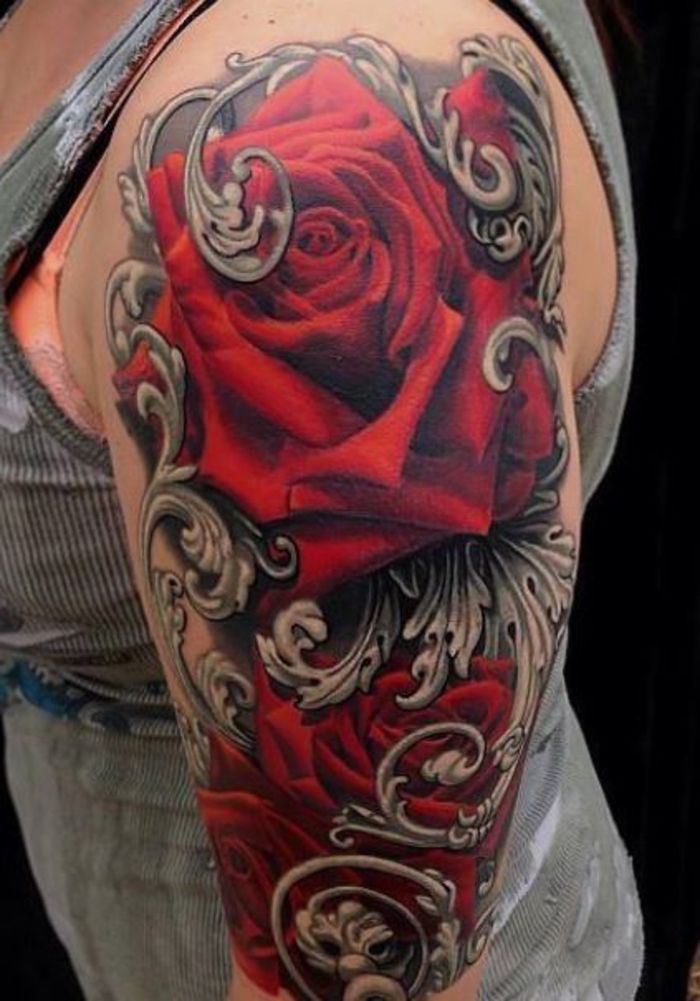 Nu laten we u een van onze geweldige ideeën zien voor een grote rode tatoeage op de schouder