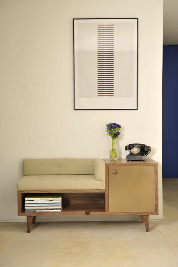 a-moderno-hodnik-z--klop zasnovan kabinet-od-lesa