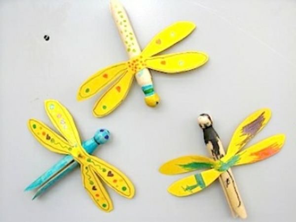 enkel hantverk idéer gul-artificiell insekter