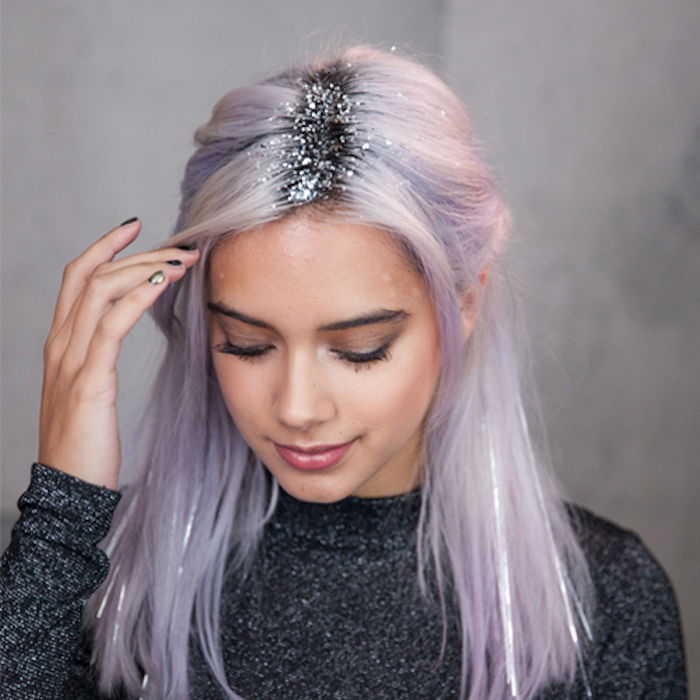 skulderlengde hår rosa lilla grå med mørke høydepunkter og sølv glitter til mer glitrende og prakt
