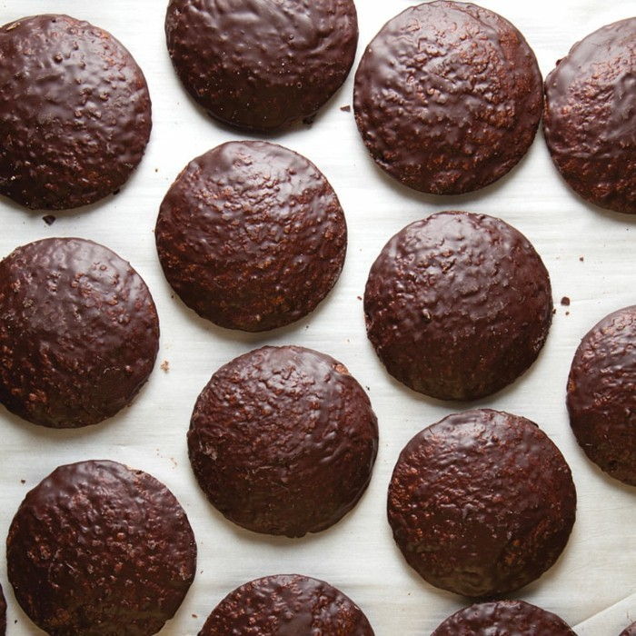 jednoduchý dezert dezert-s-čokoládovou čokolády sušienky, lahodný, zákusok, SIMPLE