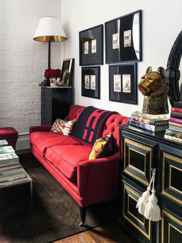 Elegantiškas gyvenamasis kambarys-dizaino-juoda spintos freskomis elegantiškas kavos raudona