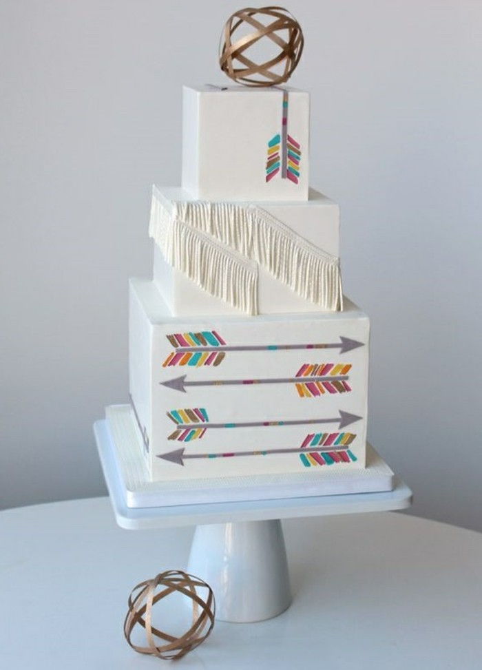 elegantiškas baltos gimtadienio tortas-su-Boho meno