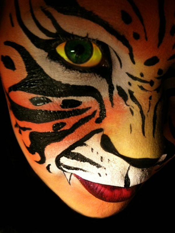 ekstravagantiška-tigras-make-up