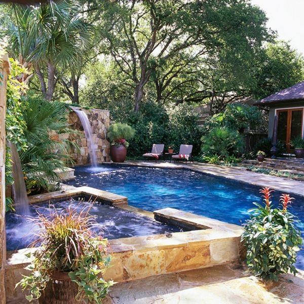 fantastiskt verkande-pool-by-the-garden