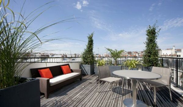 Terrazza-con-moderno-mobili-set - fantastico