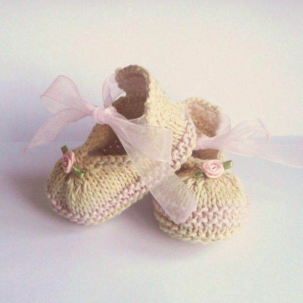 sapatos-com-super-bela-design-crochet grande-prático-idéias fantástica-bebê - doce-modelos